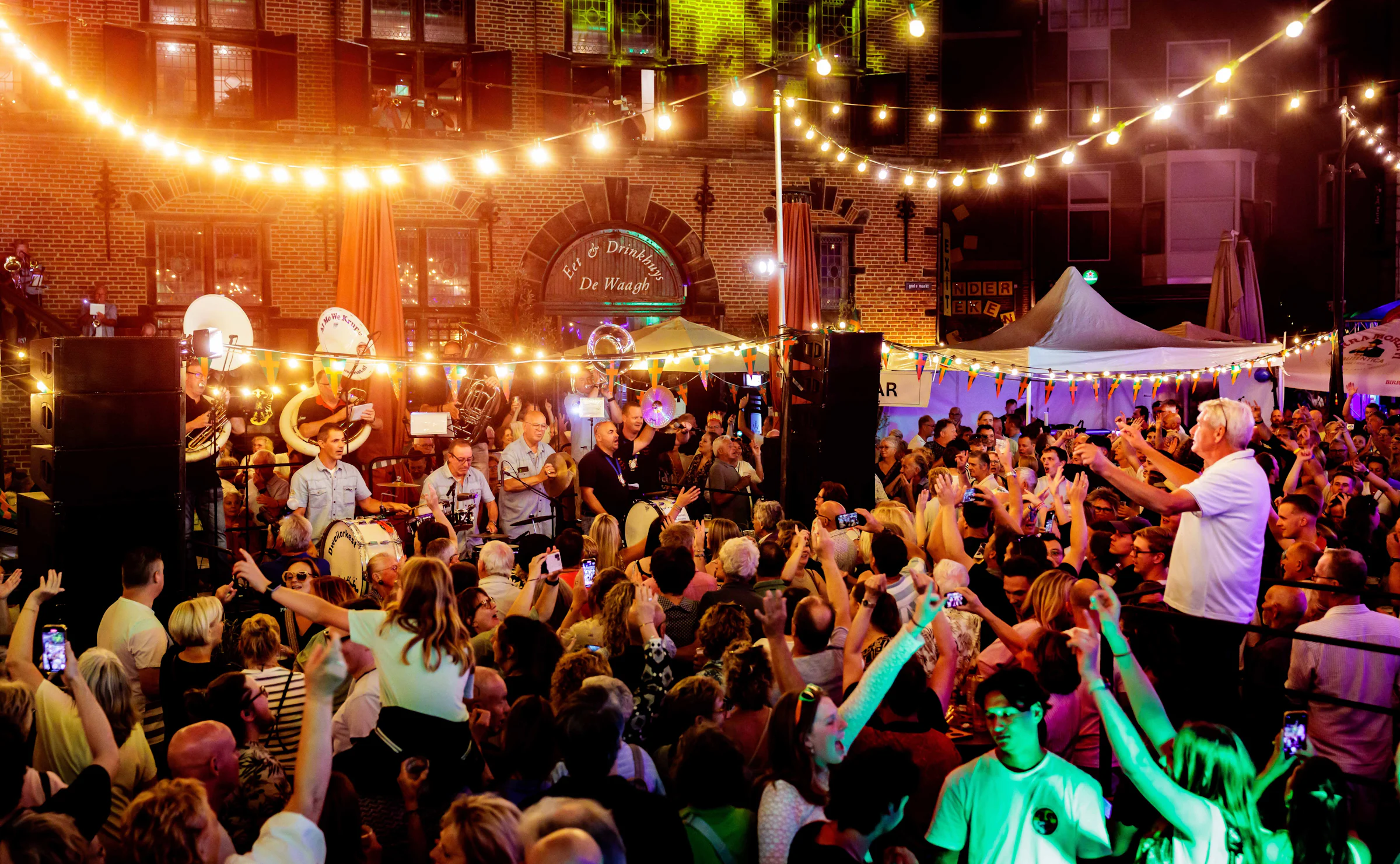 14 07 2025 Vierdaagsefeesten Marcel Krijgsman 205 gevelconcert