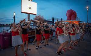 Placeholder for 17 07 2019 Crowdcontrol Looporkest Waalkade Jan Willem de Venster 3 kopie