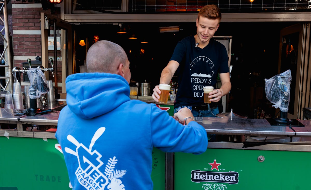 17 07 2023 Vierdaagsefeesten Merchandise Marcel Krijgman 1 kopie