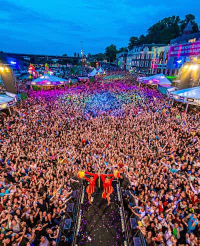Placeholder for Vierdaagsefeesten Live aan de Kade Joris Bisschops