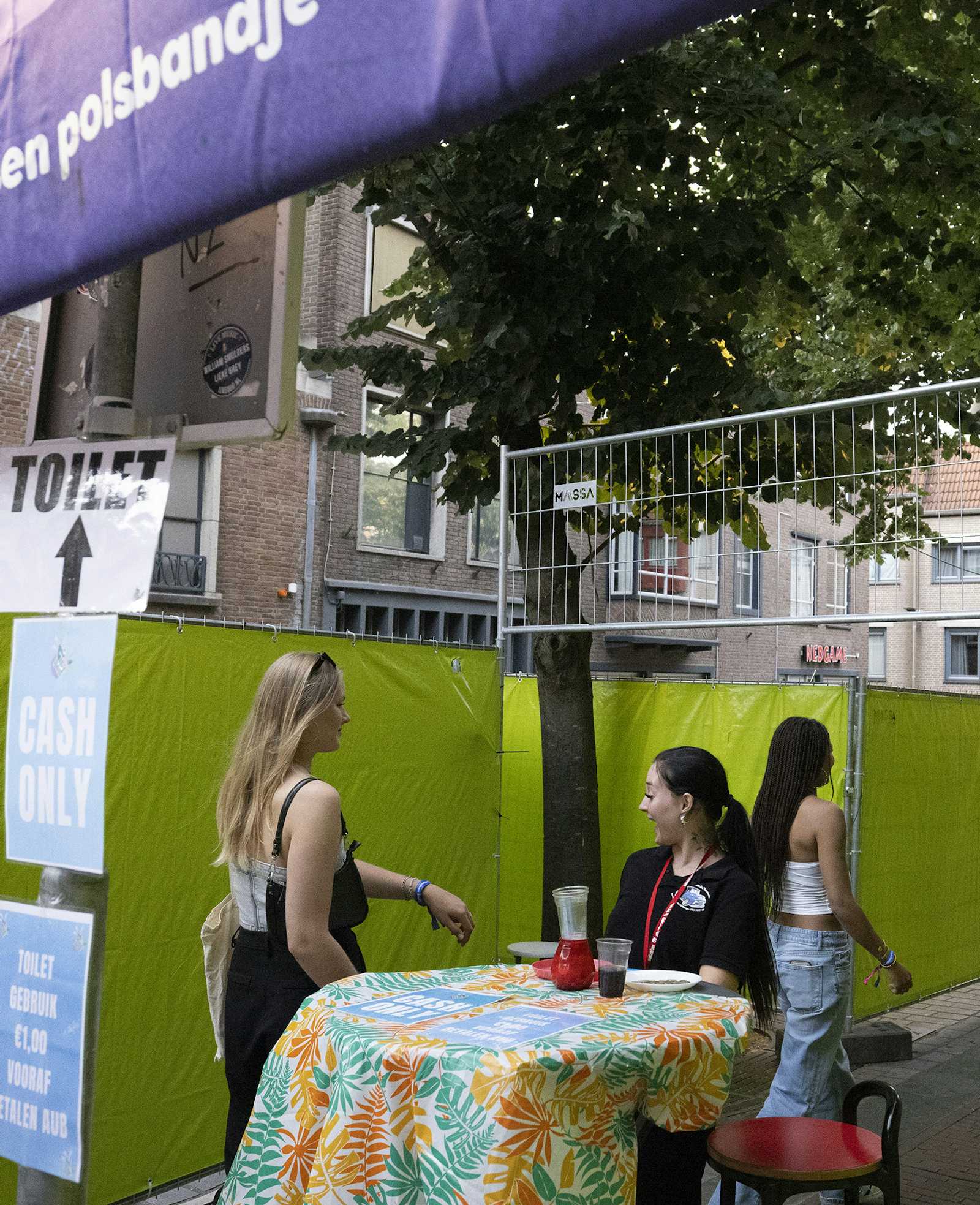12 07 2025 Vierdaagsefeesten Bart Nijs polsbandje 2
