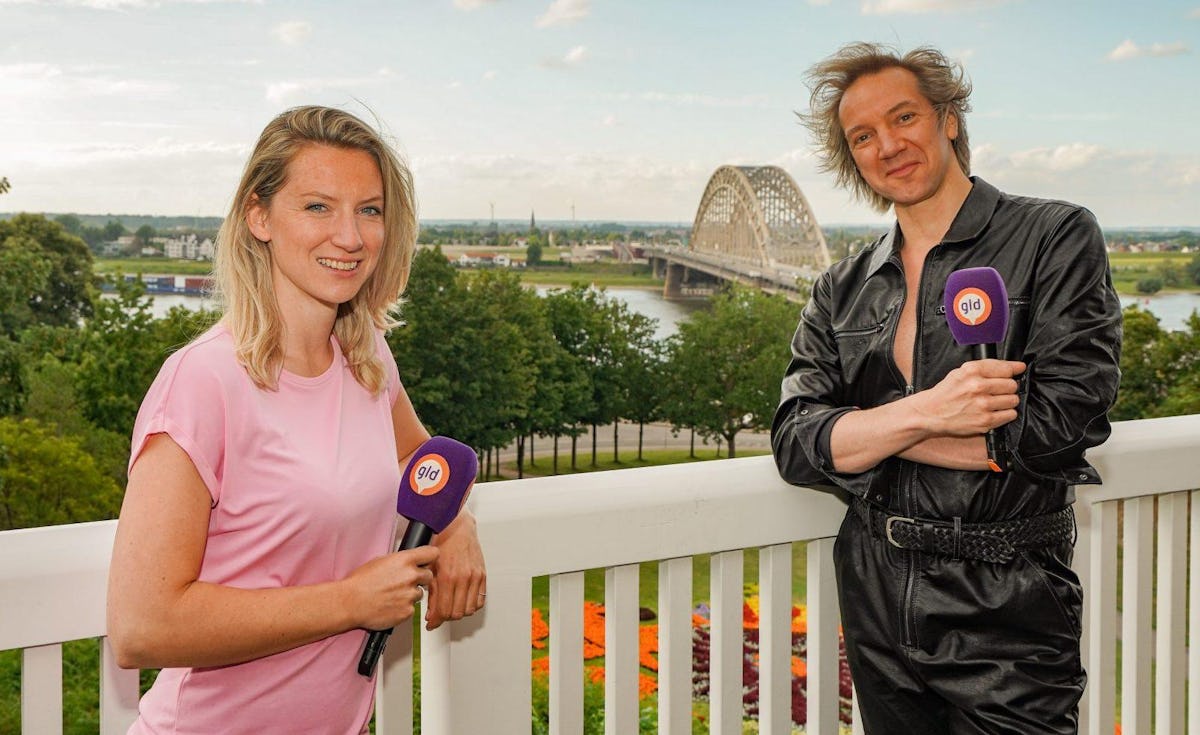 Esther Stegeman en Sven Ratzke foto Jan Willem de Venster e1593770799836