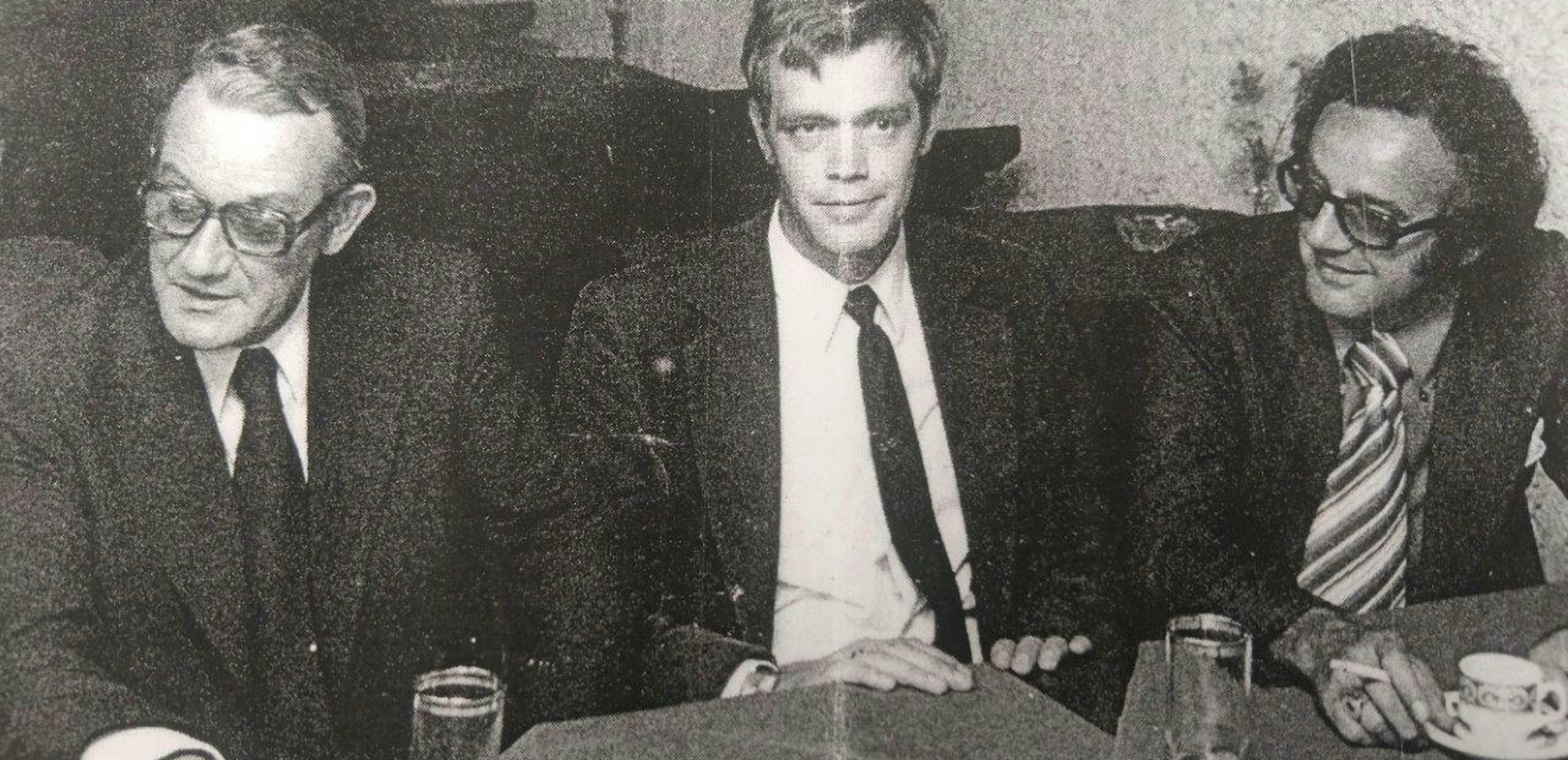 V l n r Nico Grijpink Charles de Mari en John Bertine organisatoren van de eerste Zomerfeesten