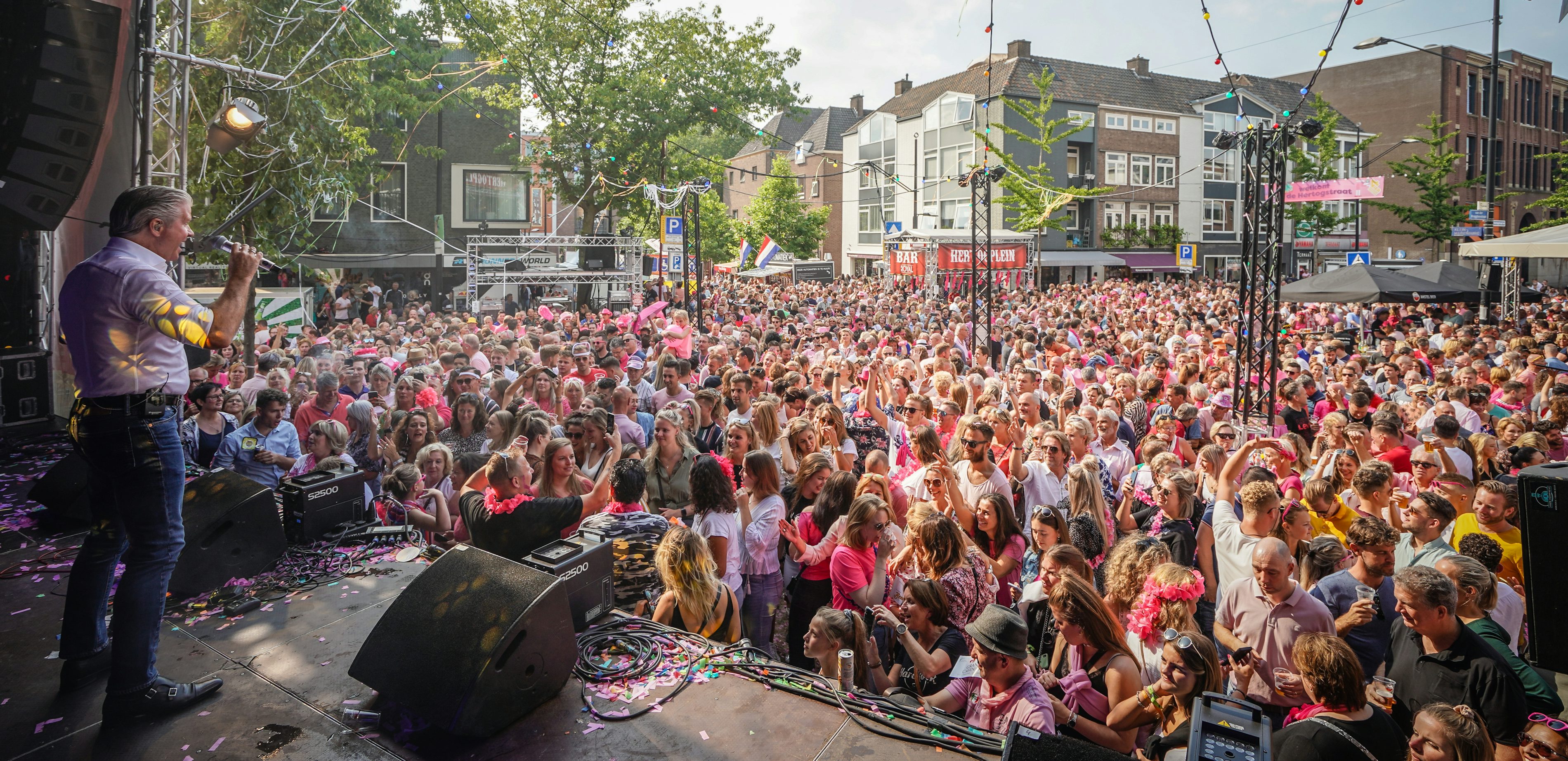 17 07 2019 Hertogplein Jan Willem de Venster 8