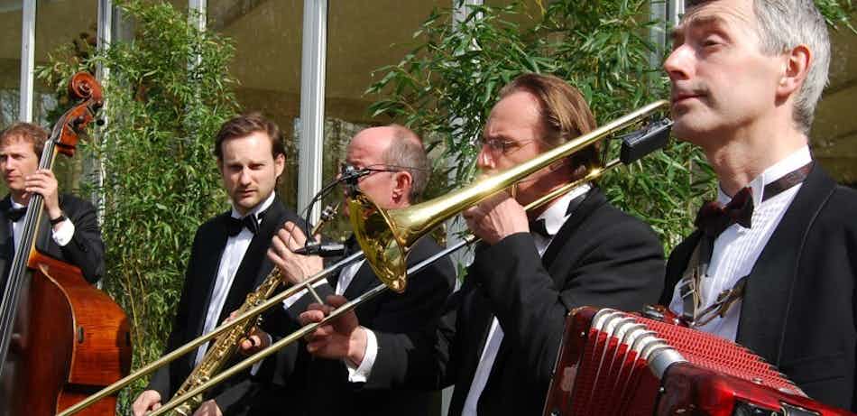 Placeholder for 2008 04 04 Hartenmiddag 114 of 238 1500x430