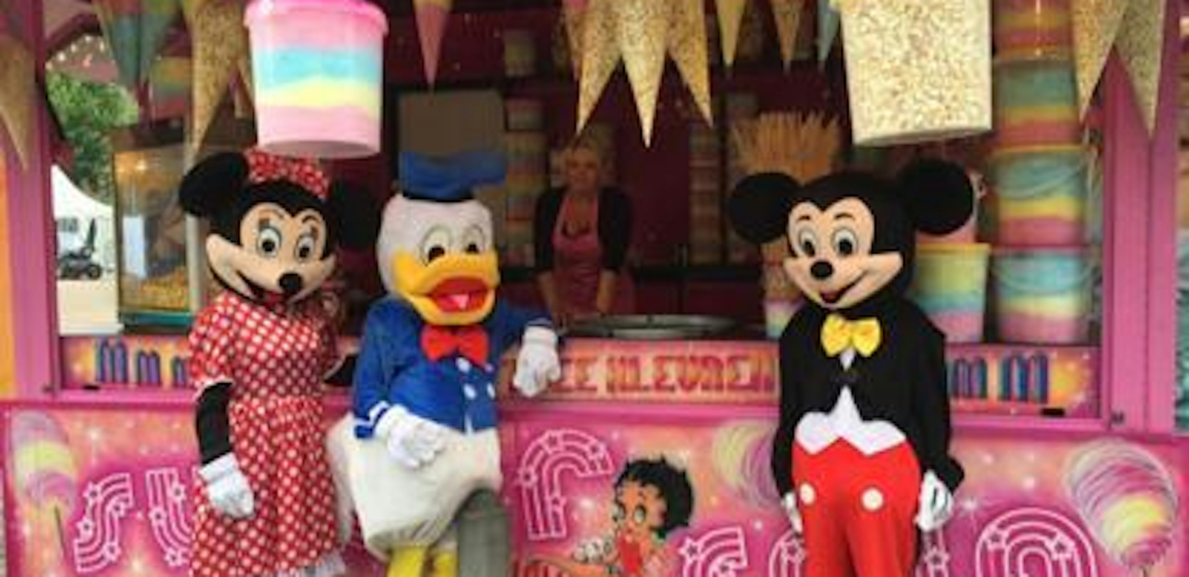 DF204453 04 D6 4939 8 CE2 EA553 CE38870