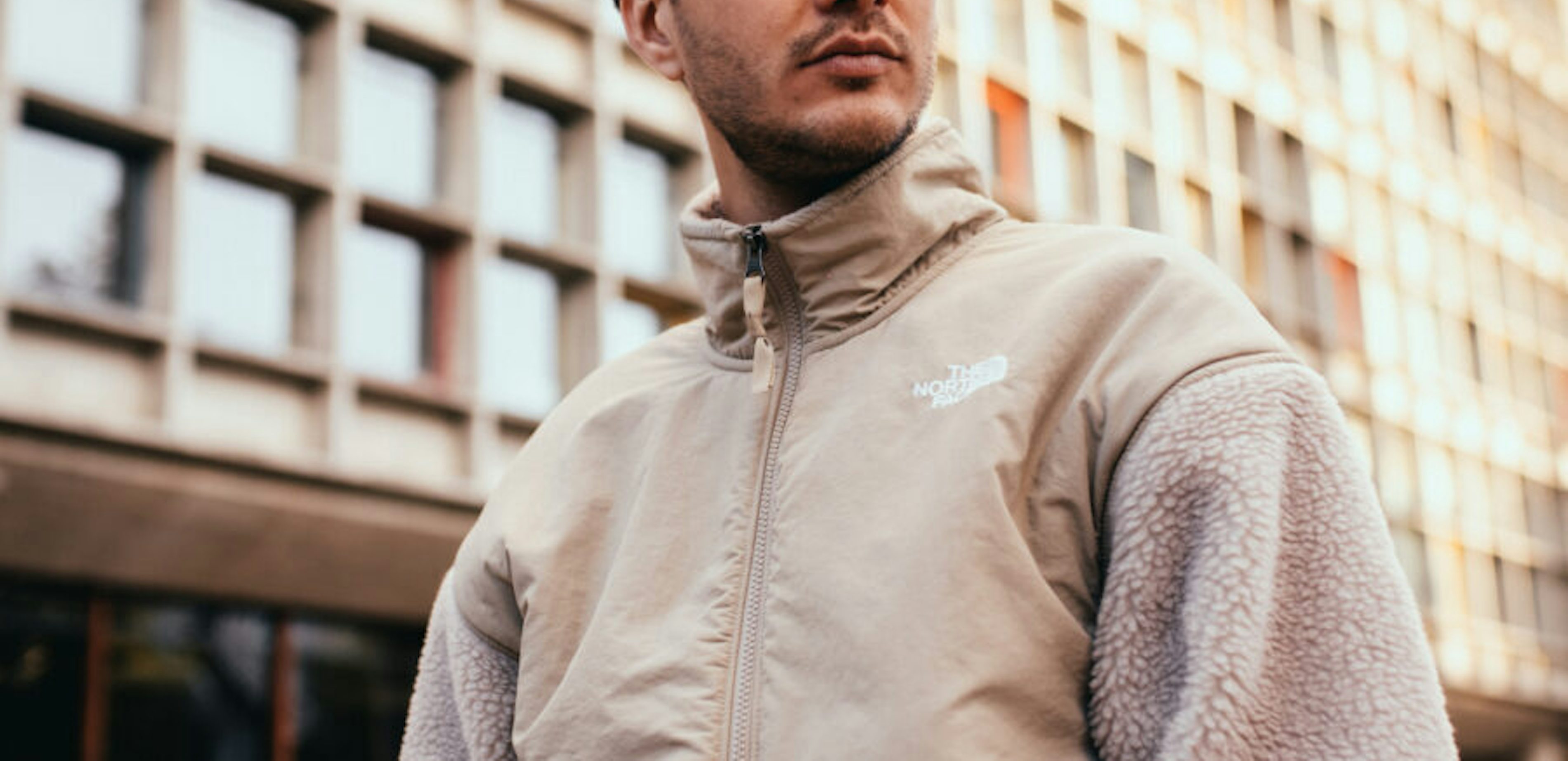 Hello with Bram pressfoto