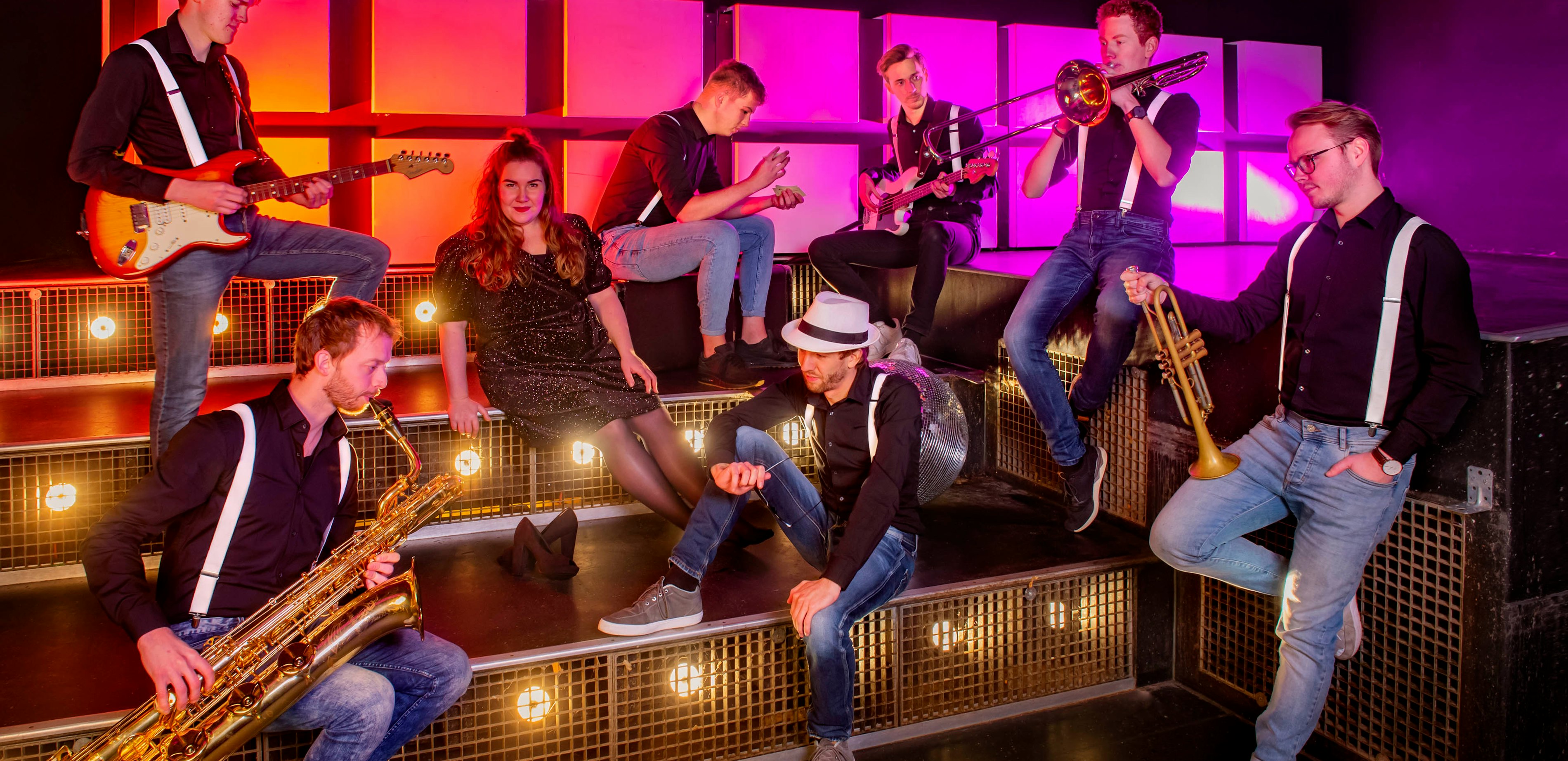 Hot Stuff bandfoto2019 Small Website credits Koolmees Photography