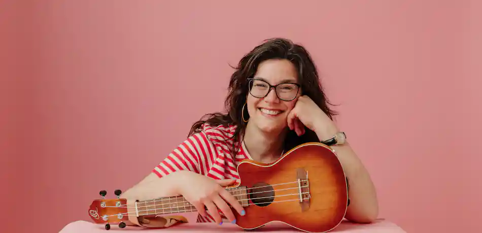 Placeholder for Lieteke ukulele cop Sarah Steck