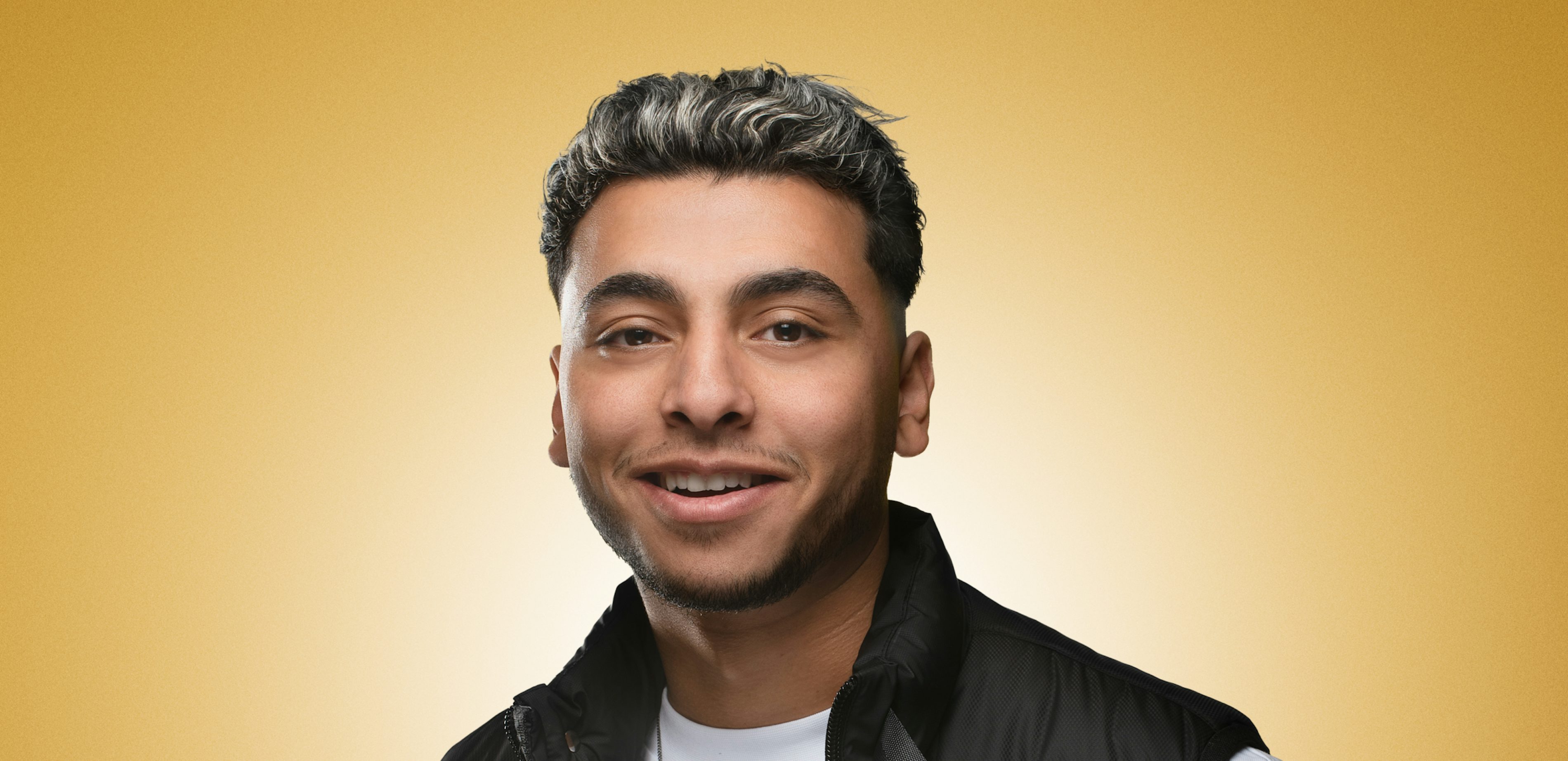 PRESSKIT BACKGROUND ISSY 1