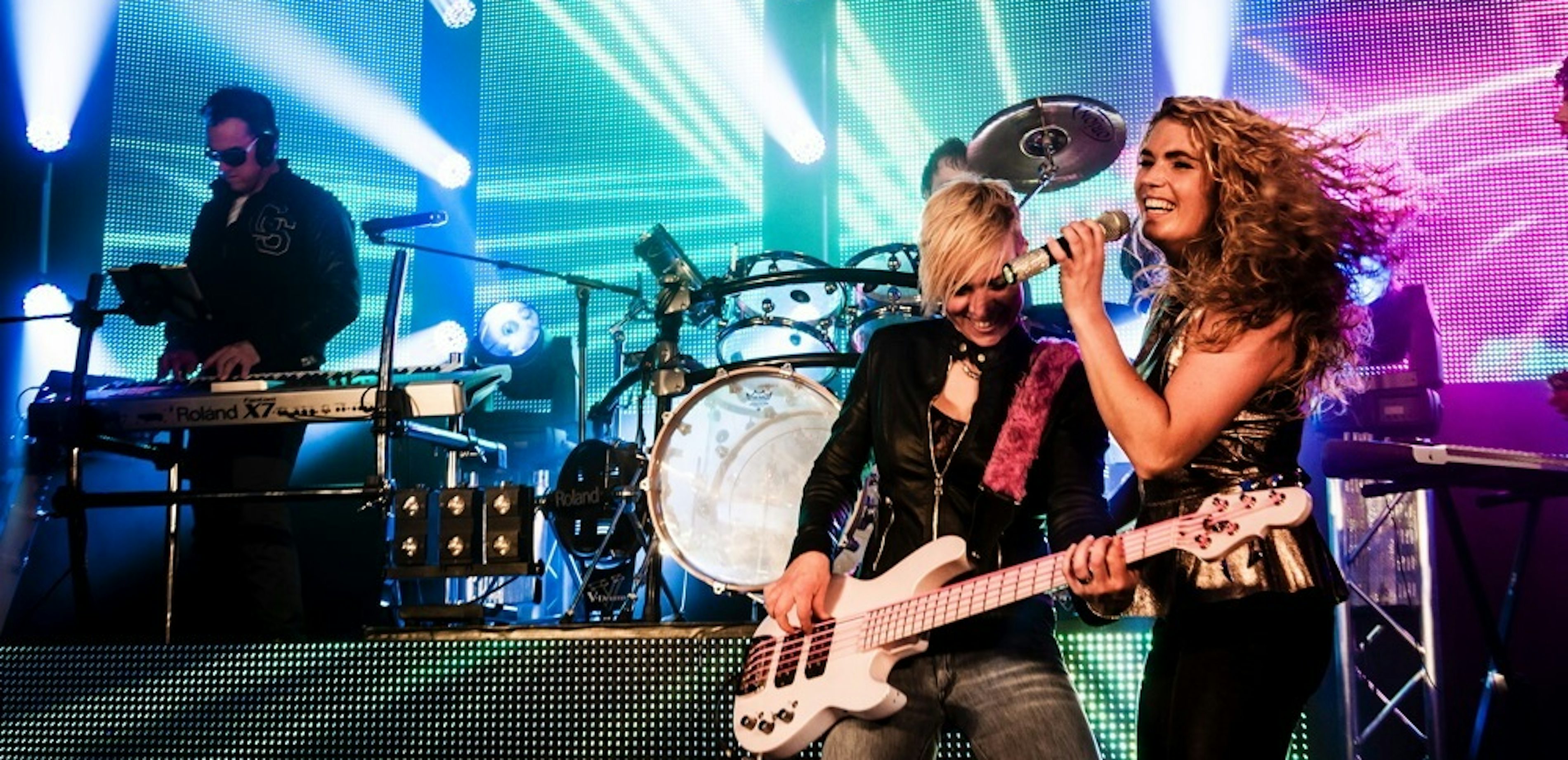 Q5 New Style Coverband Boeken Hire Book Buchen DJ Band 17