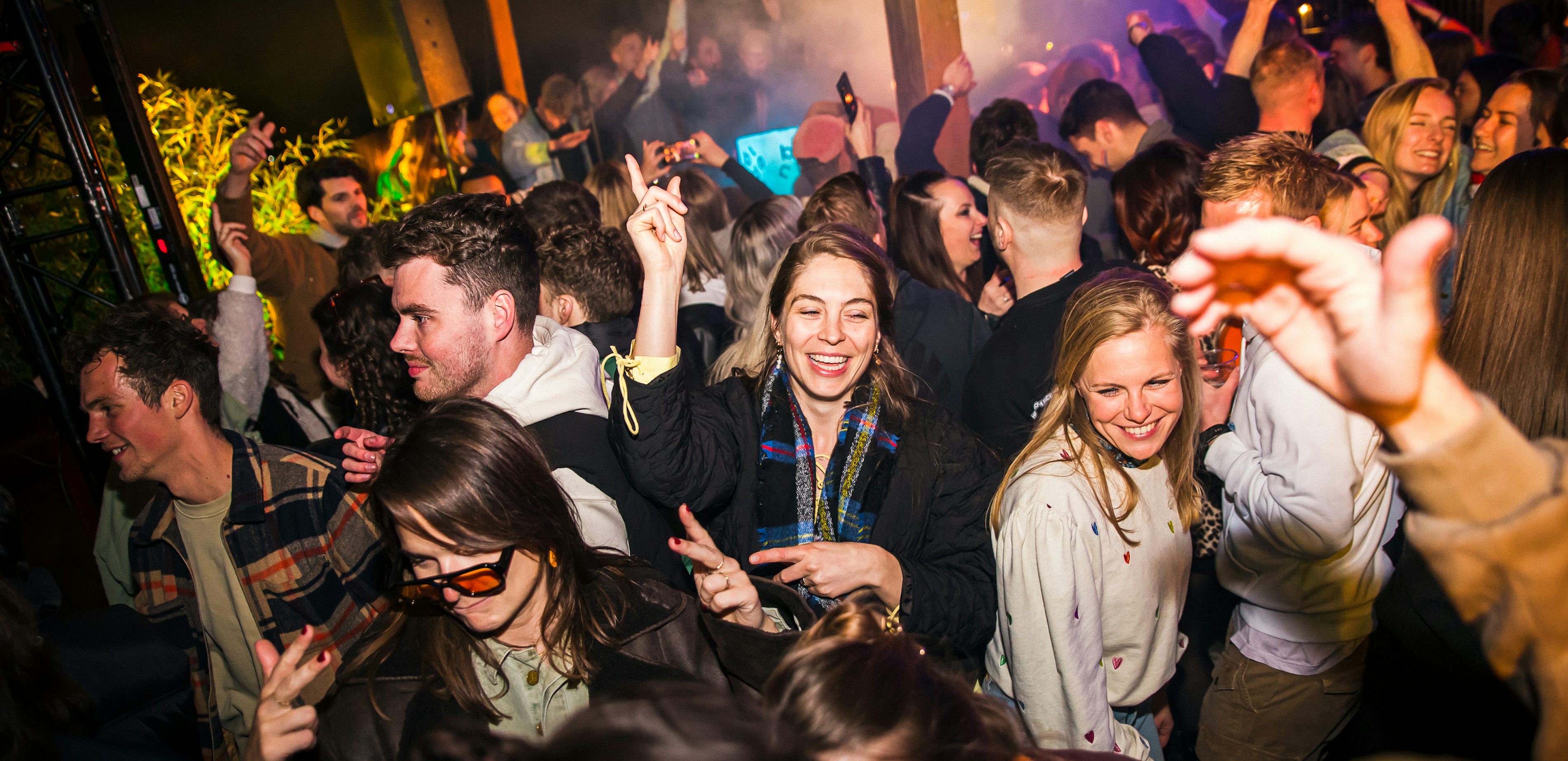 Uit Je Stekker 2024 2048px CLEAN 301